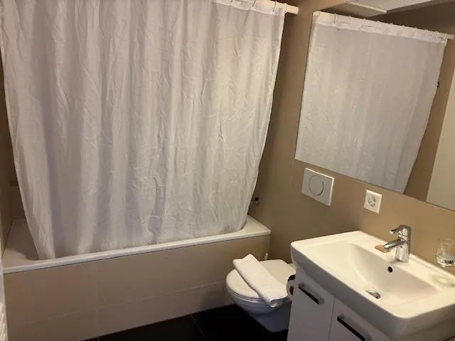Cozy 1Br In Popular Kreis 3 - West 11 Apartment Zurich